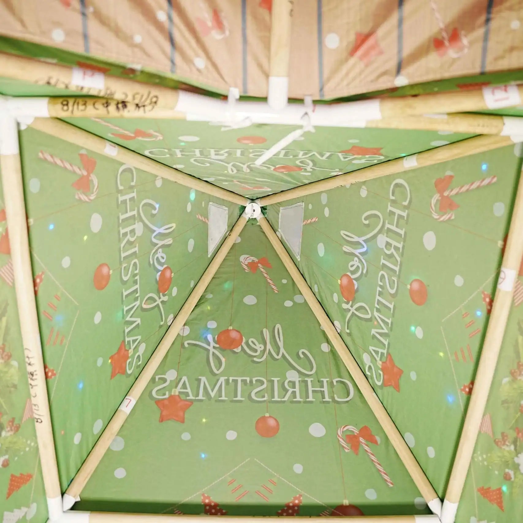 Christmas Festive Teepee Play Tent – Reindeer Print - Trend Tents