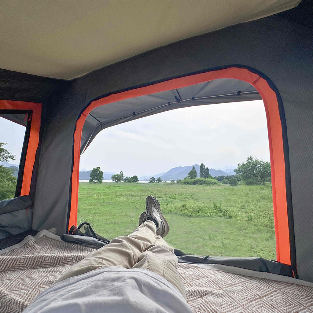SoftShell Rooftop Tent
