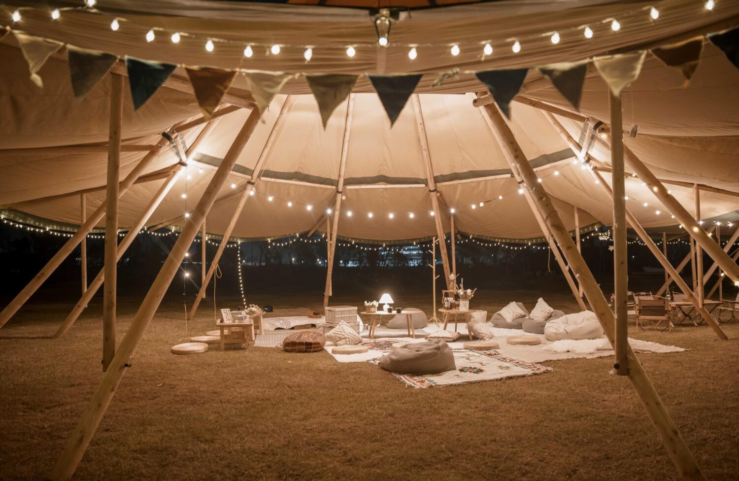 Large Tipi Hat Tent